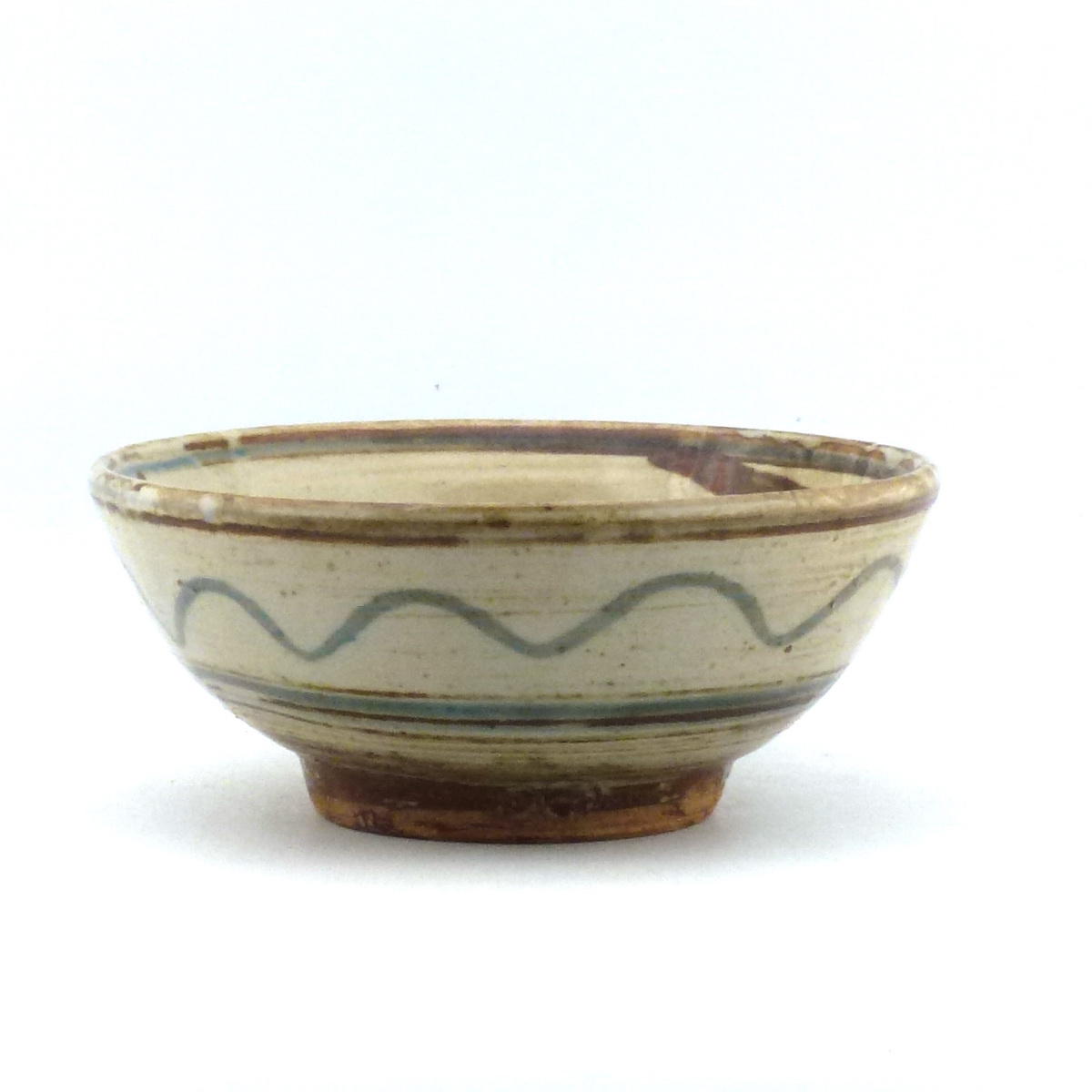 Footed stoneware bowl